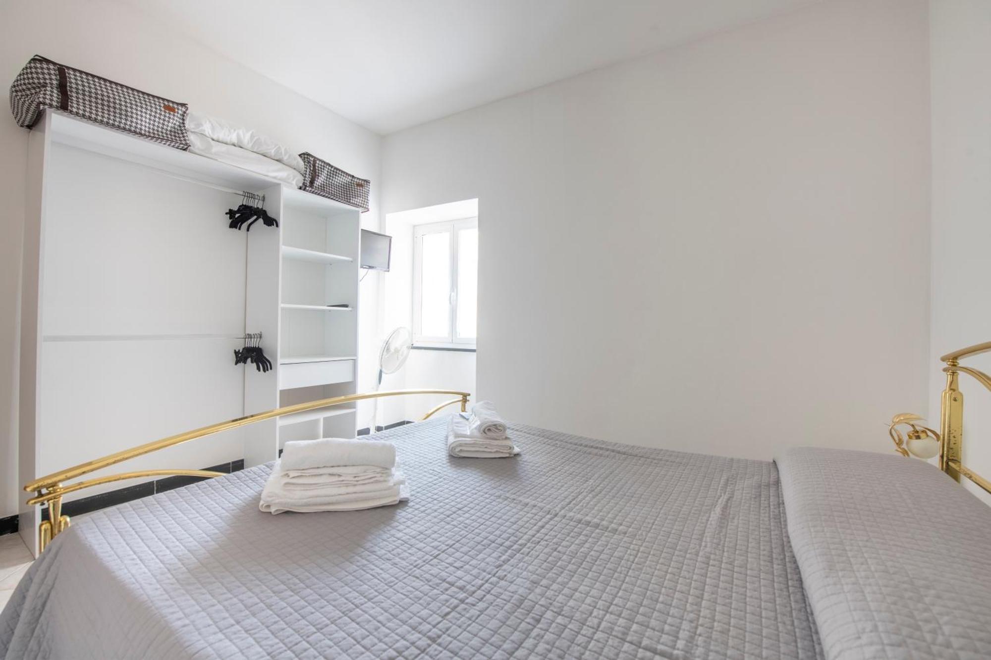 188B - Casa Di Nina Moneglia Con Terrazza - 2Min Dal Mareアパートメント エクステリア 写真