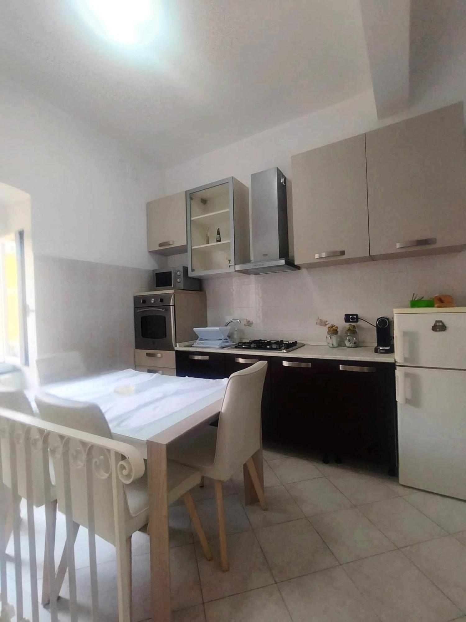 188B - Casa Di Nina Moneglia Con Terrazza - 2Min Dal Mareアパートメント エクステリア 写真