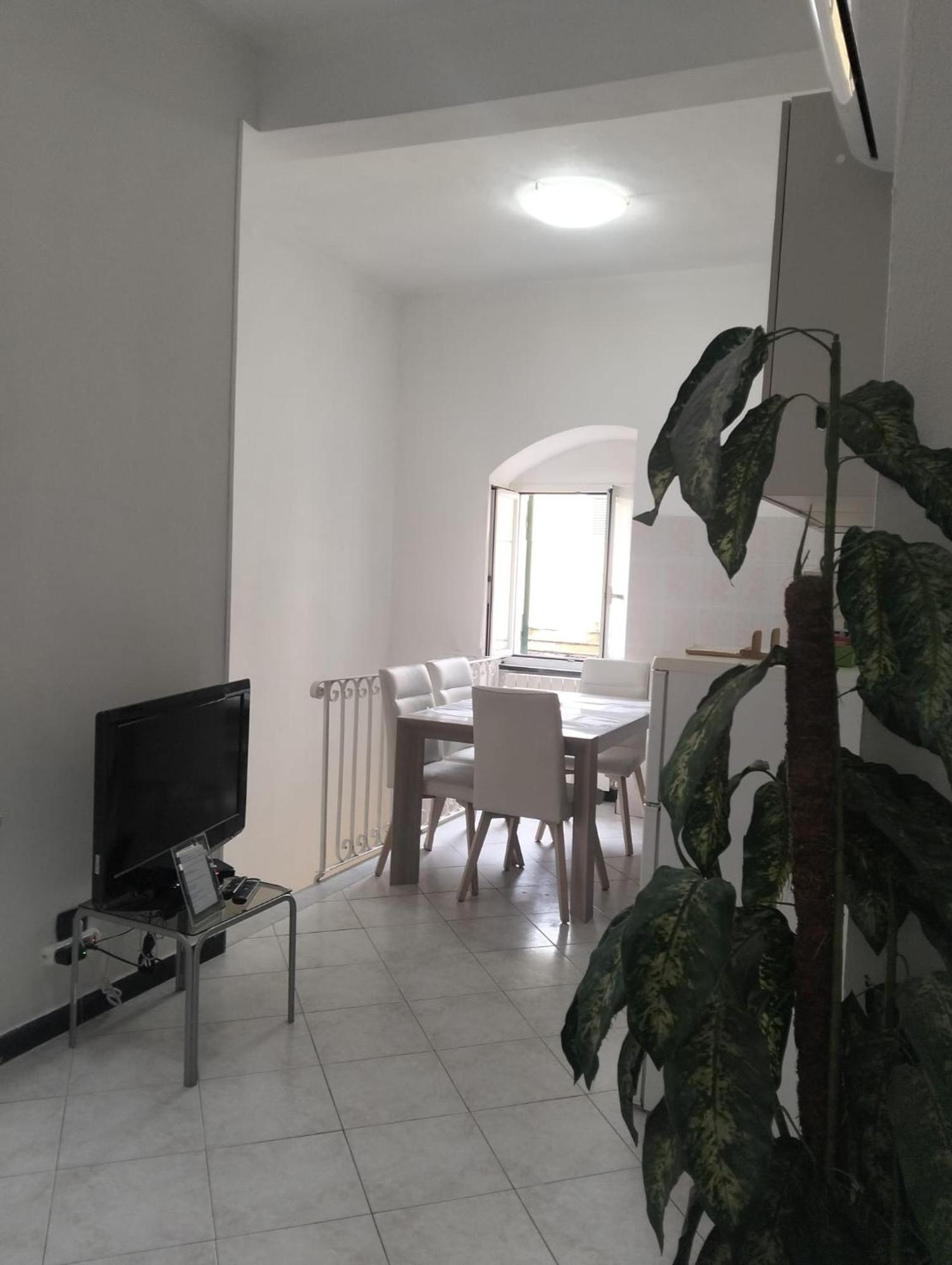 188B - Casa Di Nina Moneglia Con Terrazza - 2Min Dal Mareアパートメント エクステリア 写真